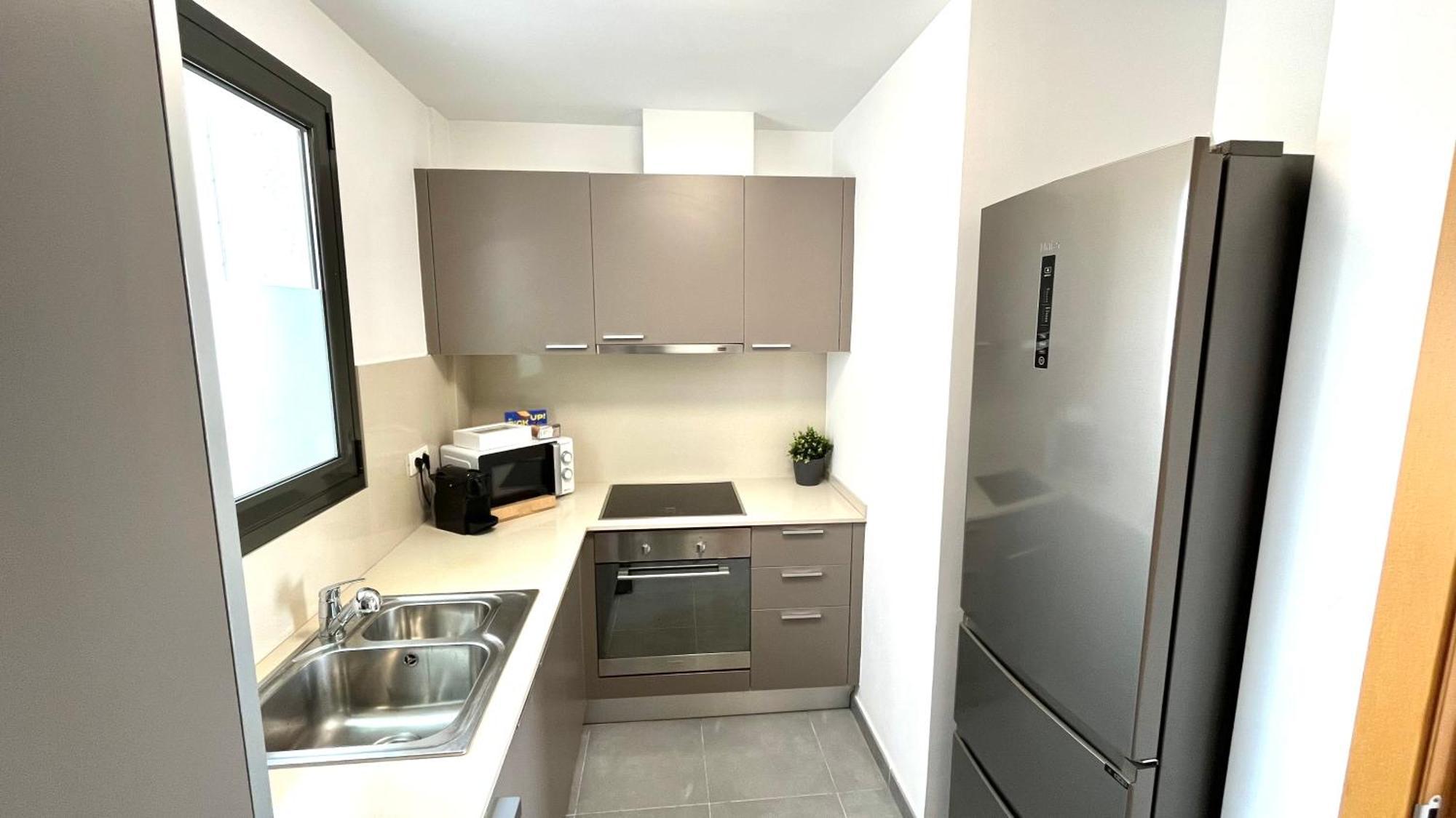 Apartamento Con Terraza By Prestigi 特拉萨 外观 照片